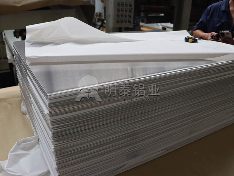 6061小蝌蚪视频高清在线下载：插片式散热器的理想选择，优势尽显无疑